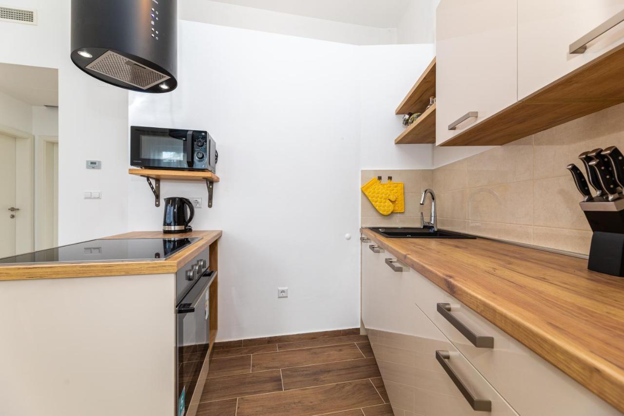 Apartment Nada 1 Малинска Экстерьер фото